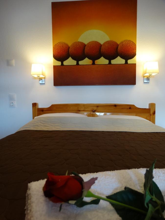 Christakos Apartments Vrasná Екстериор снимка